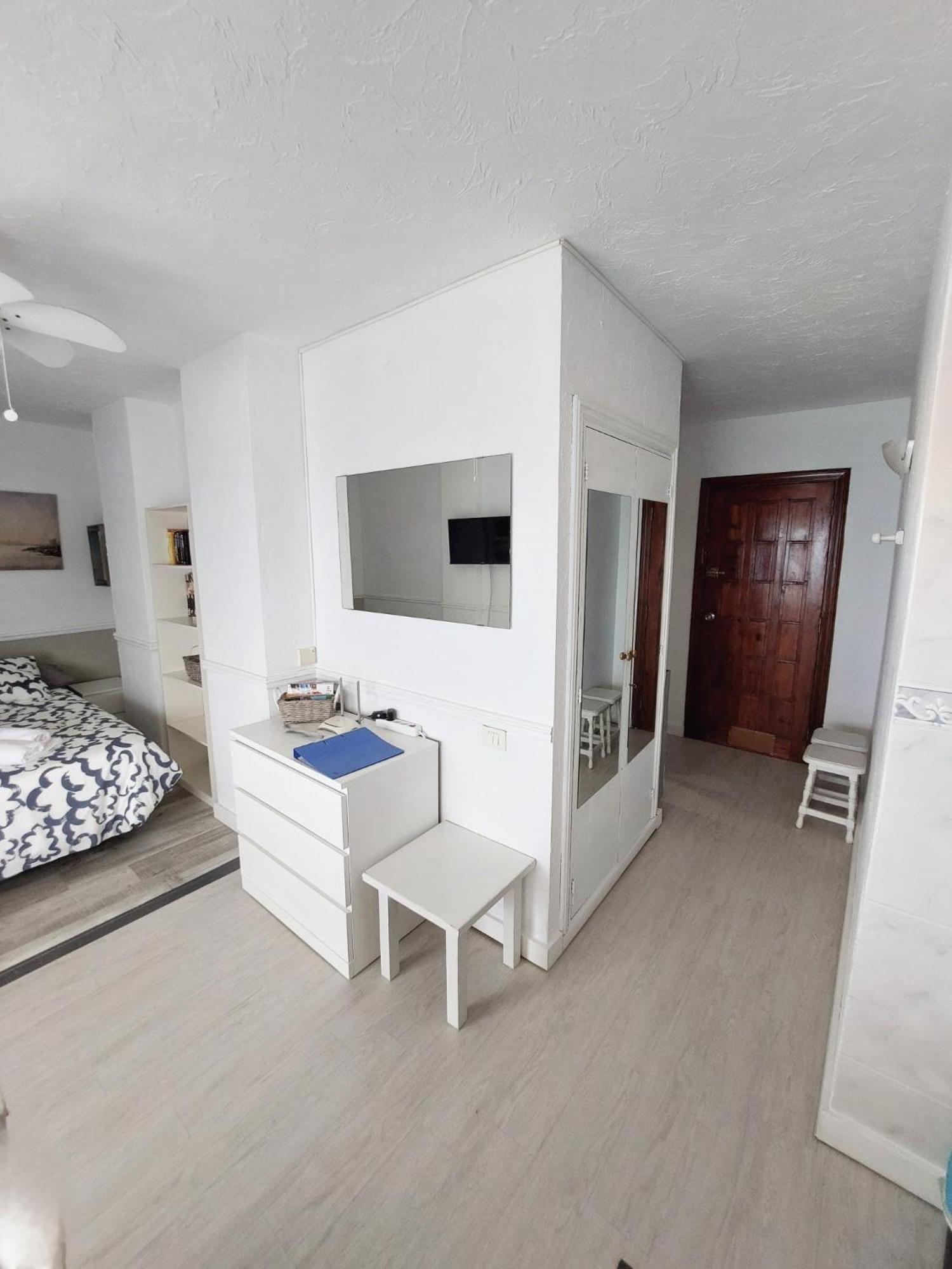 Frontal Ocean View Torres Del Sol Apartment Los Cristianos  Exterior foto
